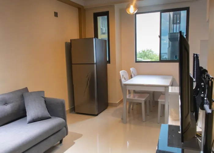 Fanfini Residence Male\'